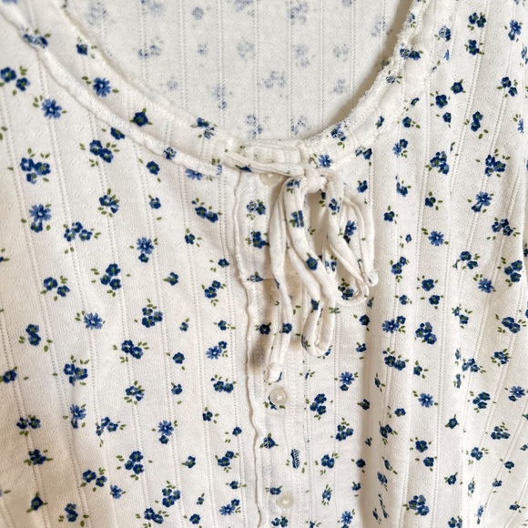 Aerie floral ribbed button down top size xl - Picture 2 of 5